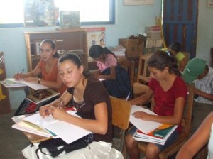 Secondary school exams in Honduras